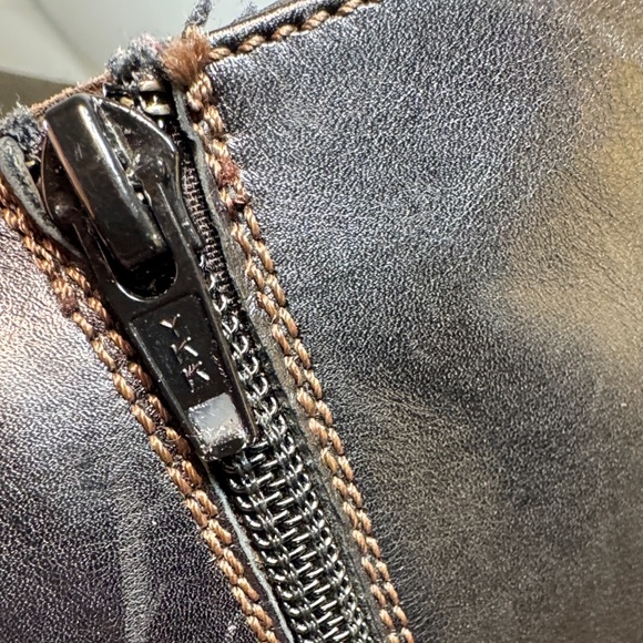 Nannini Black Italian leather Heeled Boots woman’s size 39 (j75) - Picture 10 of 14